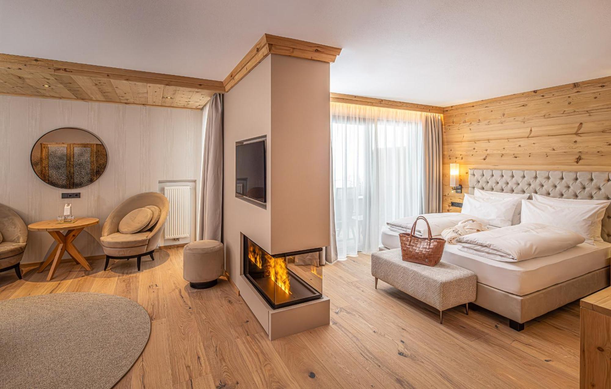 SAVOY DOLOMITES LUXURY & SPA HOTEL СЕЛЬВА-ДИ-ВАЛЬ-ГАРДЕНА 4* (Италия) - от  28633 RUB | NOCHI